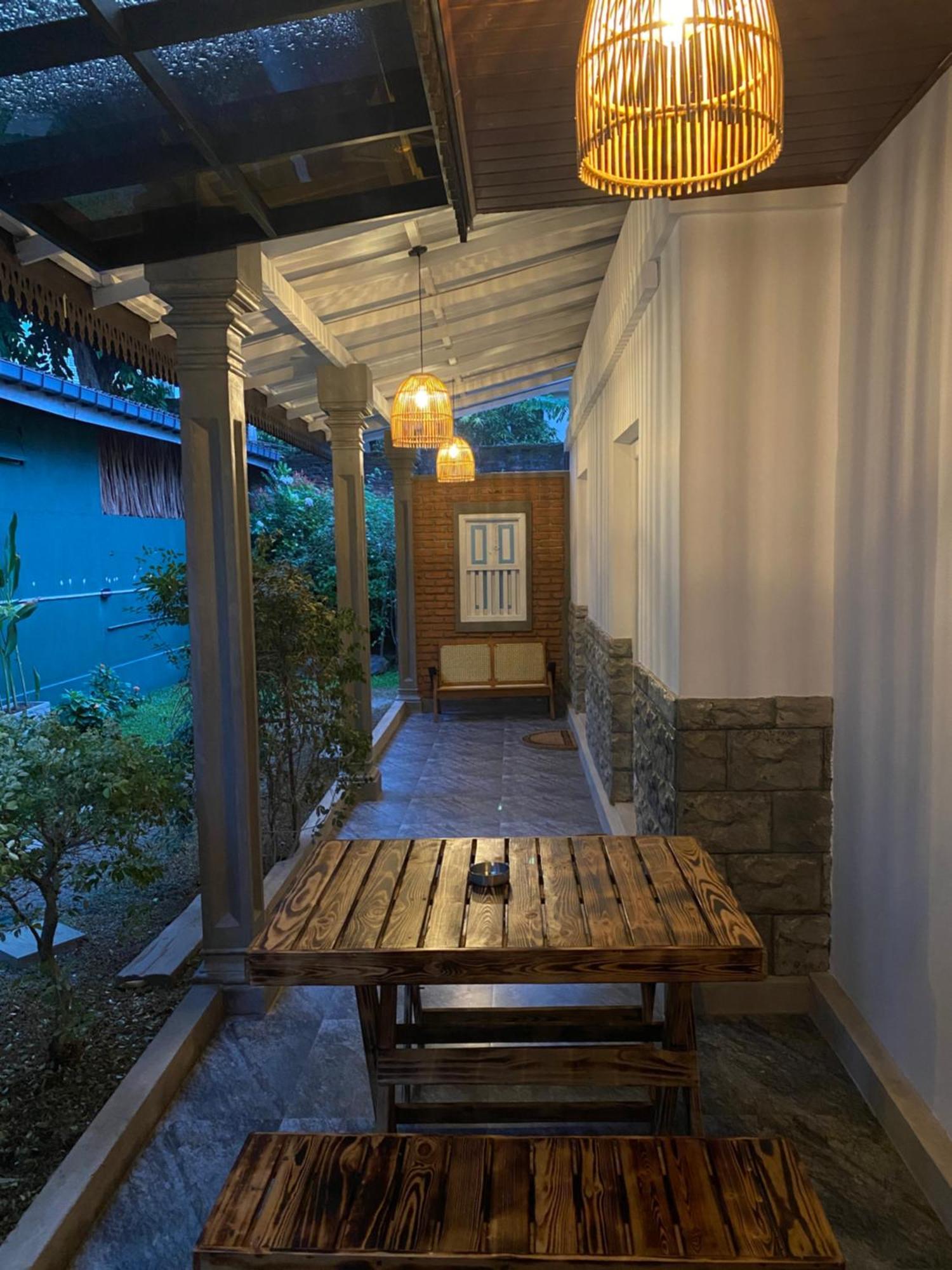 Thisu Villa Dikwella Bagian luar foto